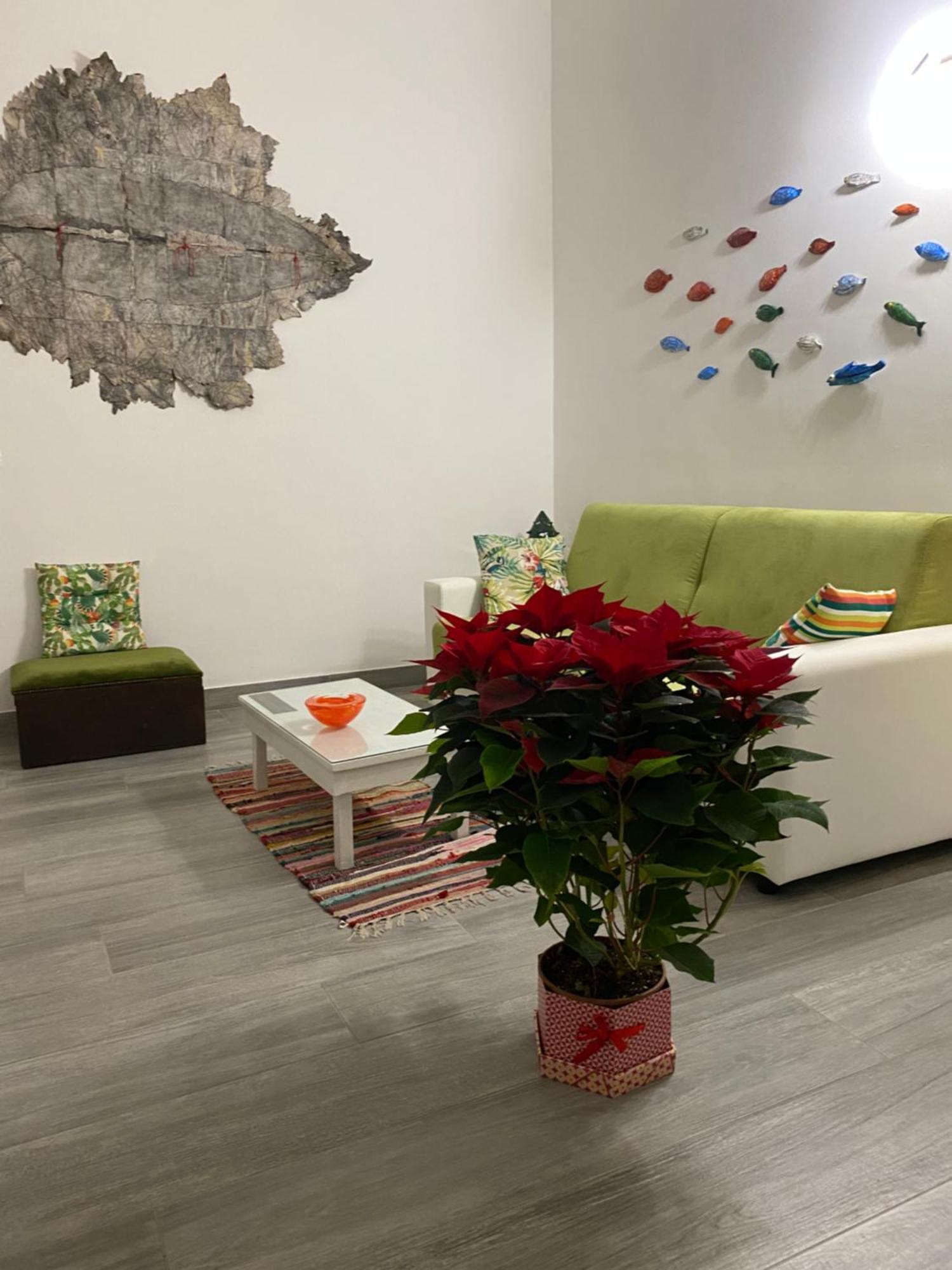 Iris Apartment, Comfort E Stile Nel Cuore Di Bisceglie Luaran gambar